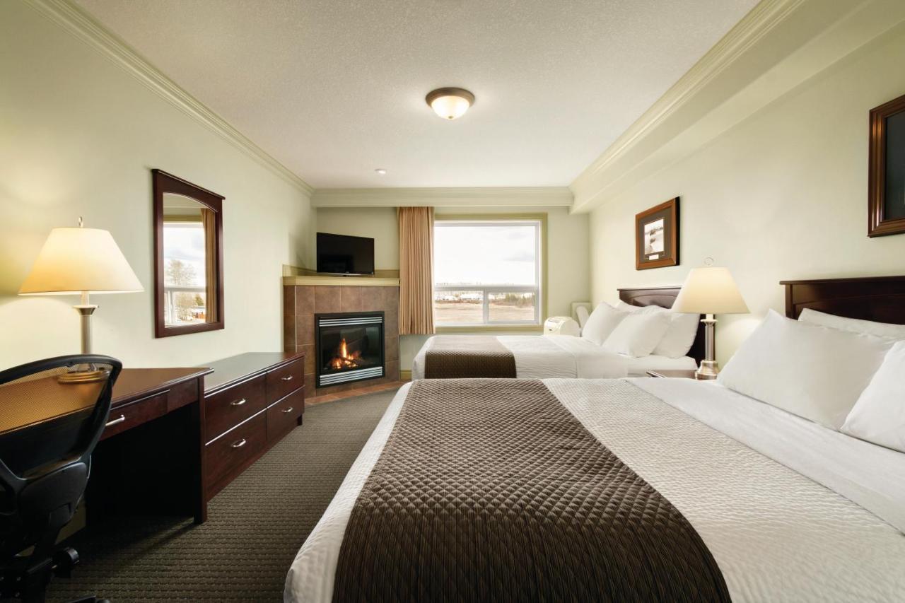 Quality Inn & Suites Whitecourt Dış mekan fotoğraf