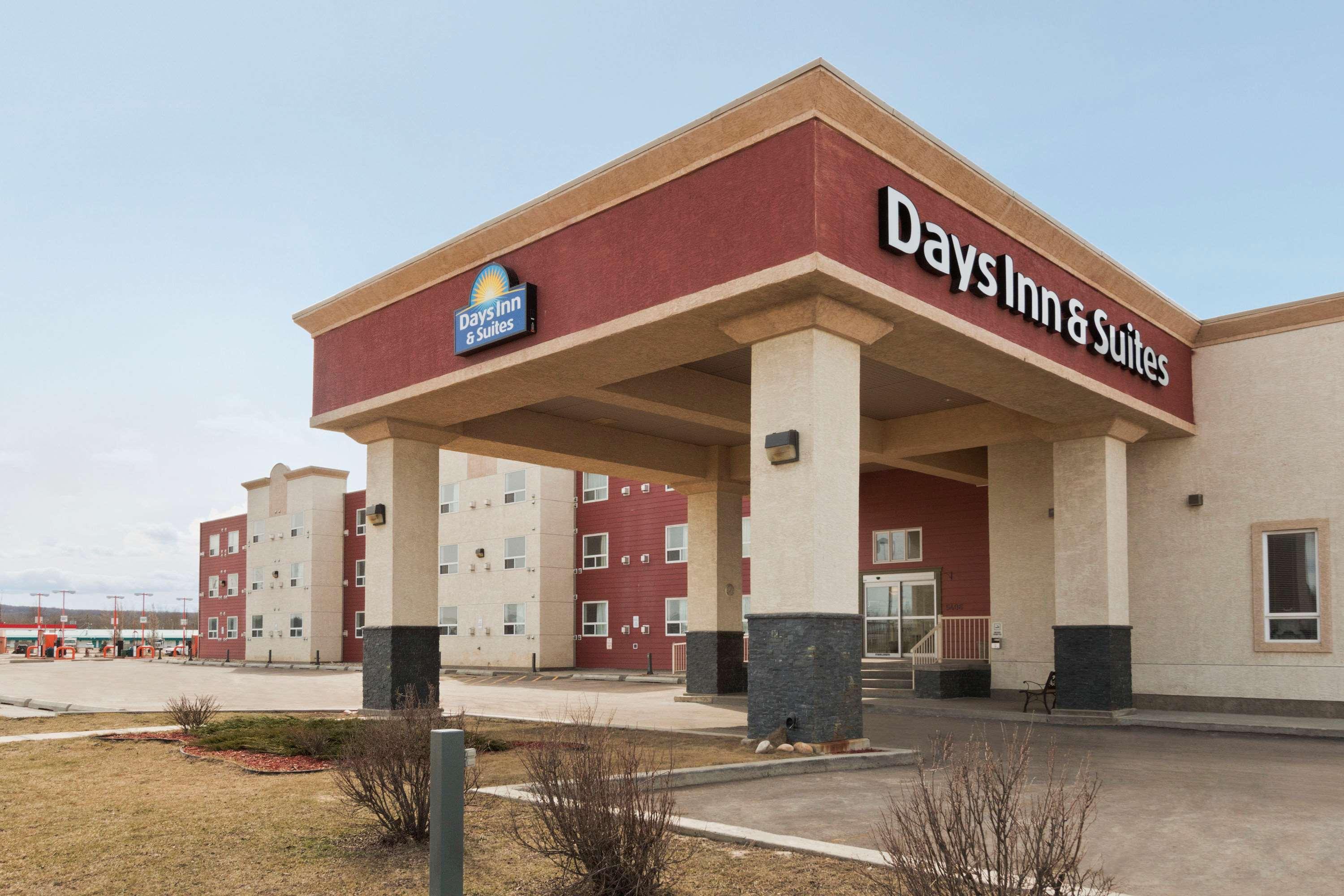 Quality Inn & Suites Whitecourt Dış mekan fotoğraf