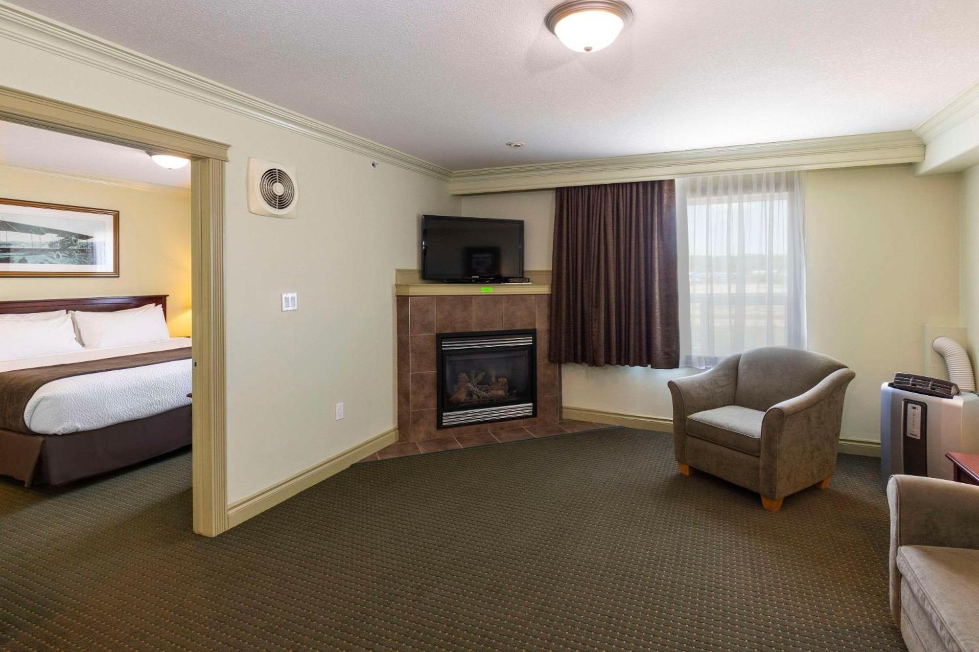 Quality Inn & Suites Whitecourt Dış mekan fotoğraf