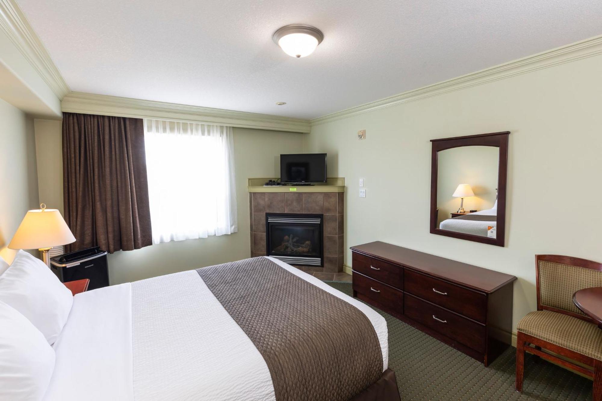 Quality Inn & Suites Whitecourt Dış mekan fotoğraf